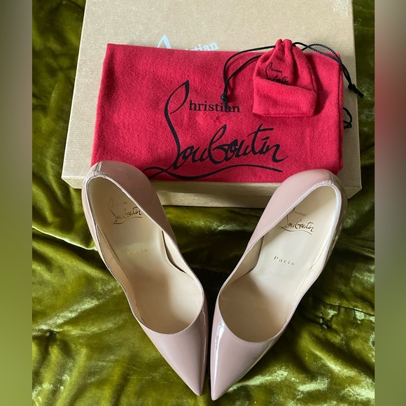 Christian Louboutin So Kate Heels - Picture 2 of 7